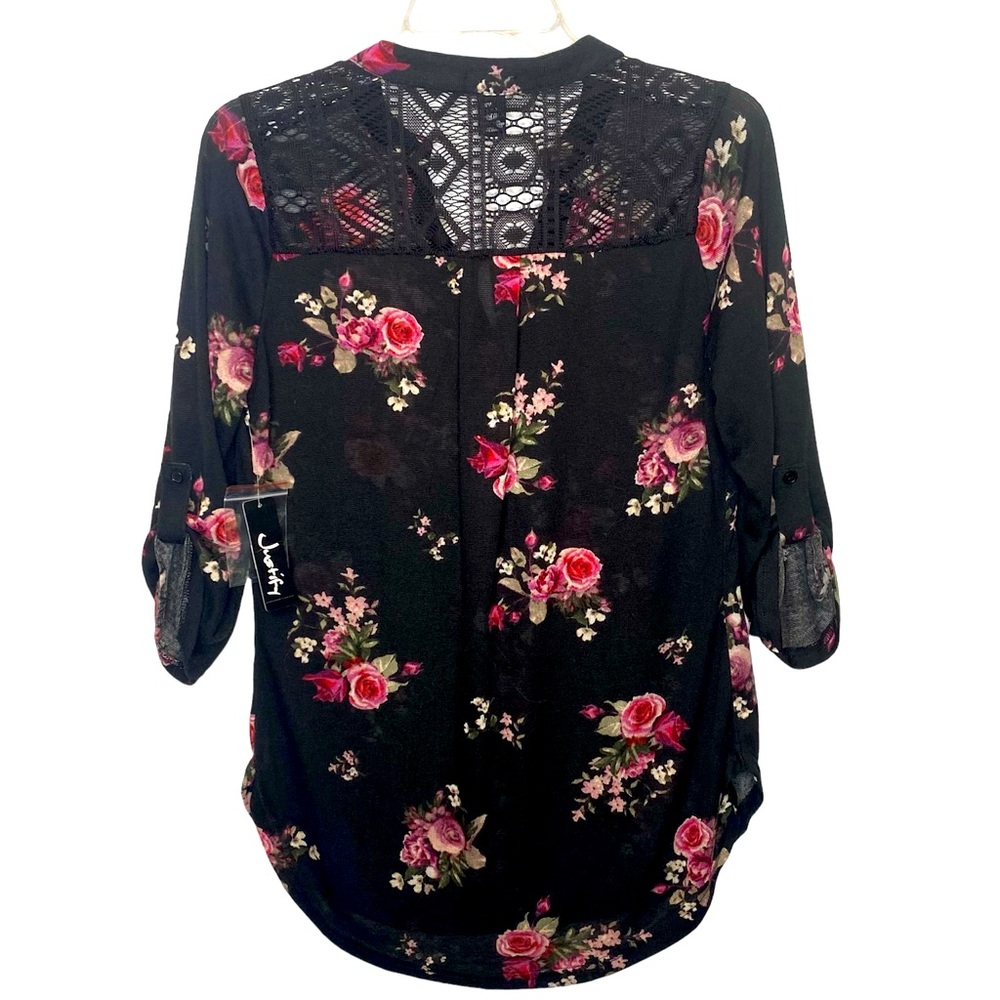 Justify Women's Floral Black Blouse‎   Sz M - NWT - Picture 2 of 6
